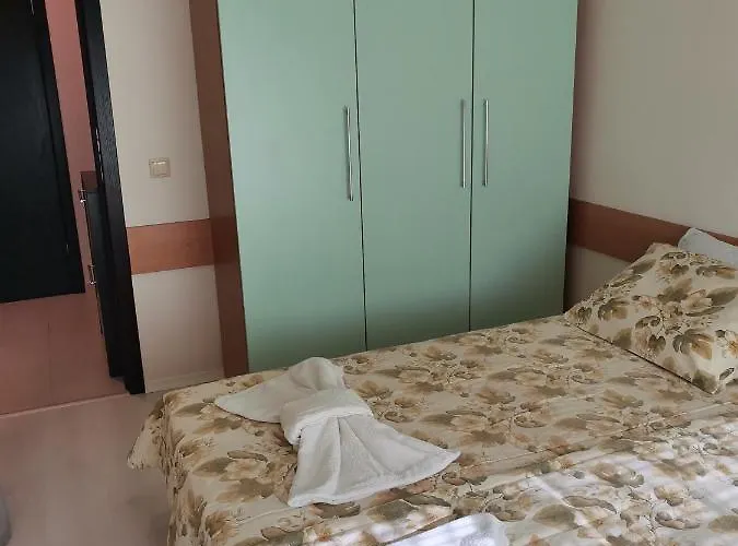 весела-хоризонт 索佐波尔